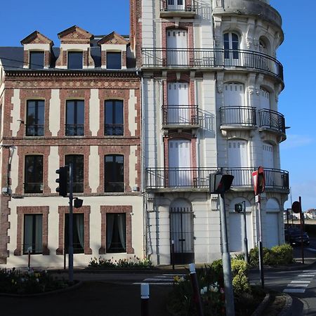 Nid Douillet A 30 Metres De La Grande Plage De Houlgate - Residence La Vague - 外观 照片